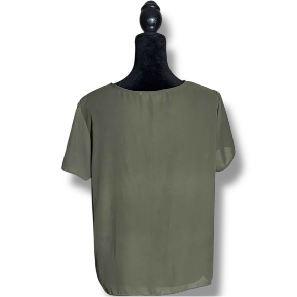 Pink Rose Olive Tie-Front Keyhole Cutout Short Sleeve Shear Crop Crewneck Blouse - Picture 5 of 16